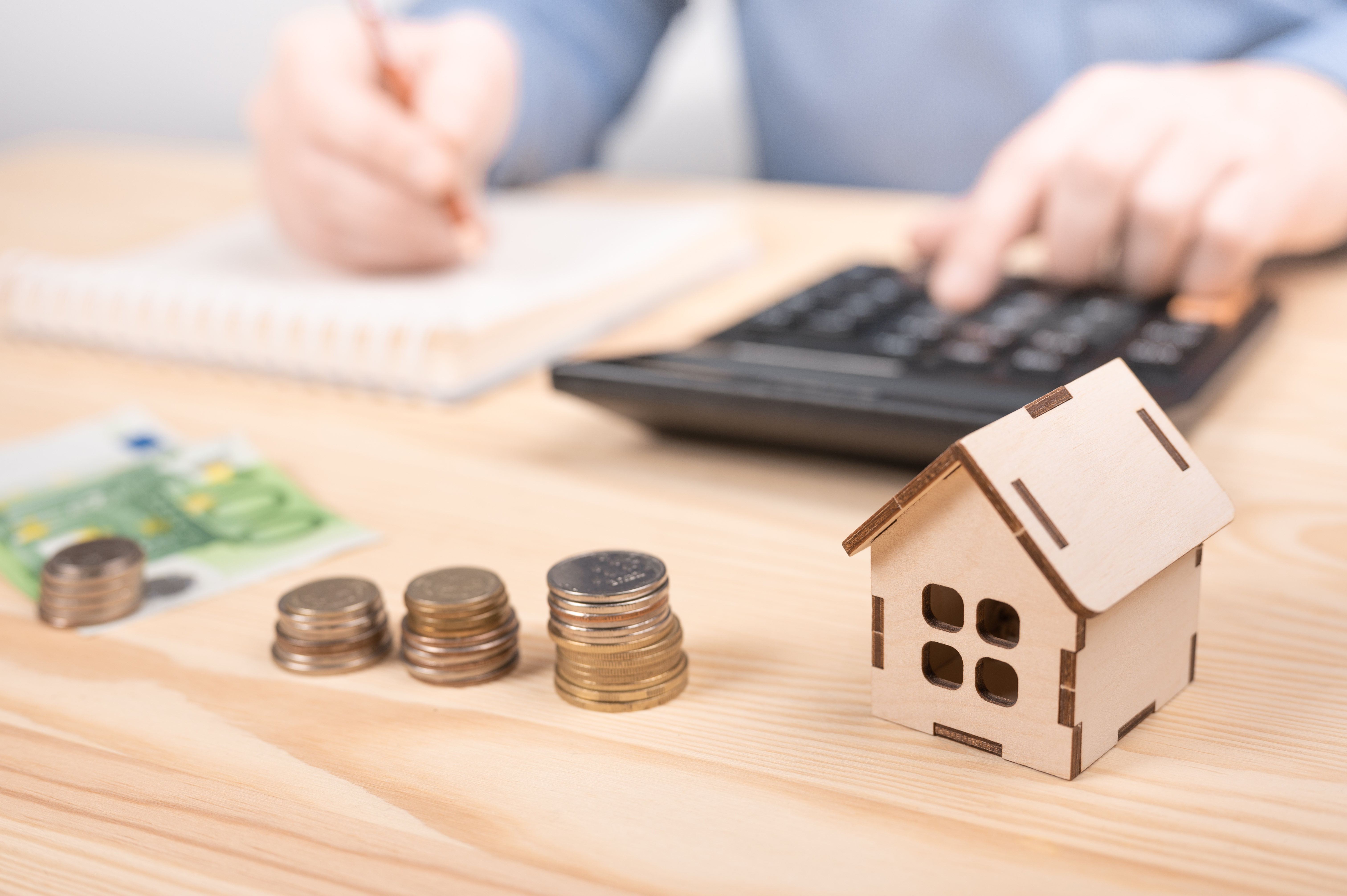 Why Regularly Reviewing Your Home Loan Can Save You Money 