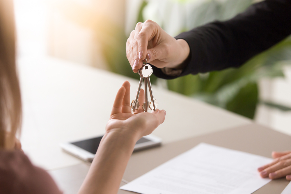 How to tackle delayed possession of your property?